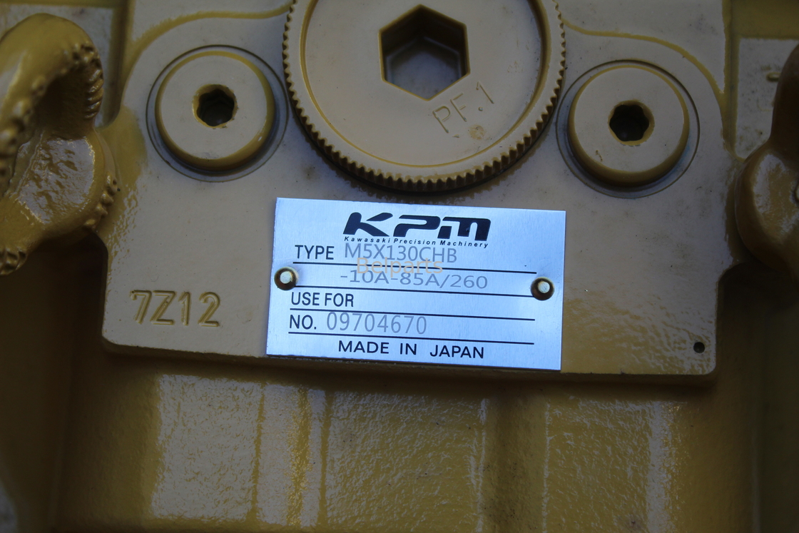ベルパーツ掘削機 ZX210-1 E320C E320D スウィングモーター M5X130 スウィイングモーター
