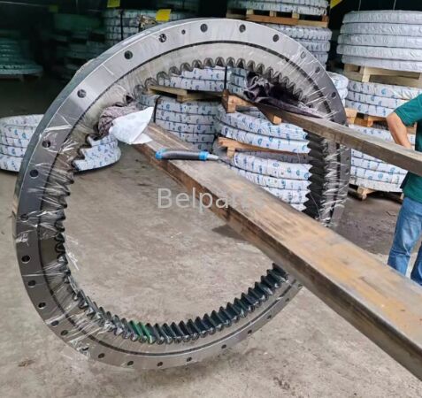DX300 Slewing Bearing for Doosan Excavator Spare Parts 109-00181A Slew Ring Swing Circle OEM