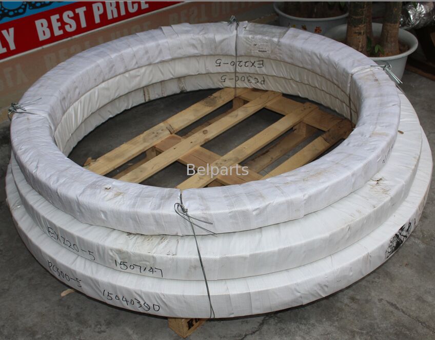 PC300-5 エグババター用スペアパーツ用のスウィイングベアリング