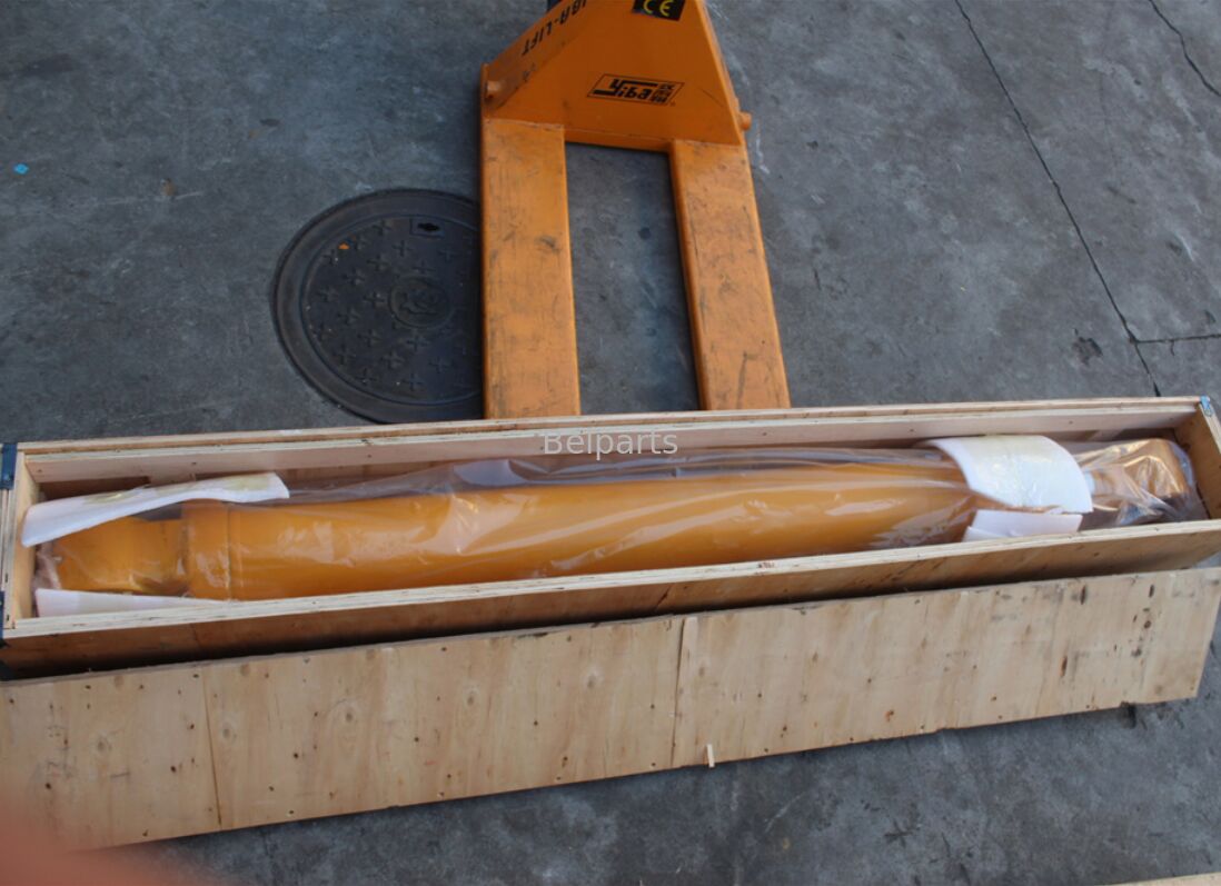 R210-9 R210LC-9 油圧バケットシリンダー ヒュンダイ掘削機用 補修部品 31Q6-50131 31Q6-56100 アフターマーケット 高品質