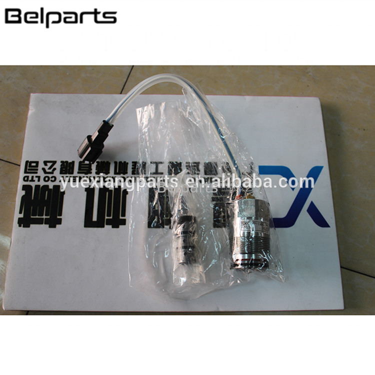 Belpartsの掘削機の予備品EX450-5 K3V180 4368974 KDRDE5K-10 40C50-Tの調整装置の電磁弁